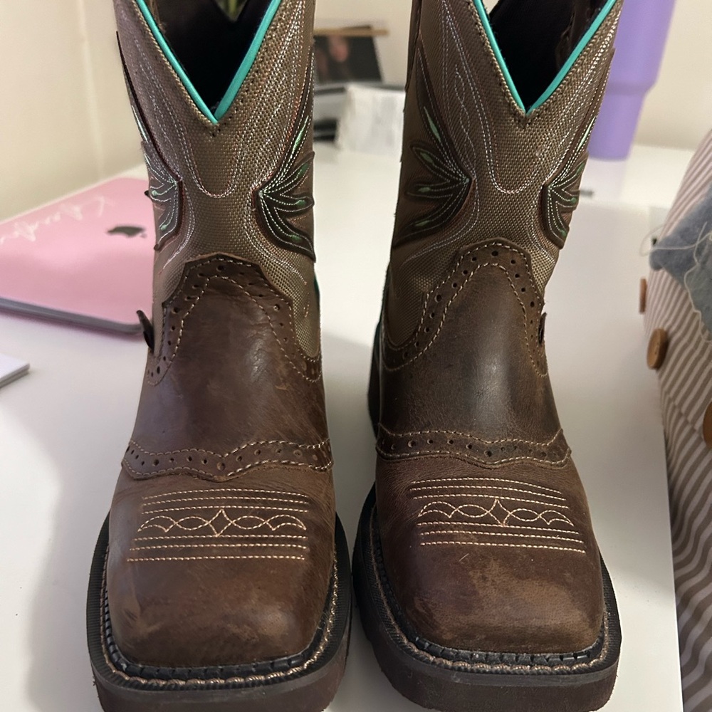 Women’s Justin boots